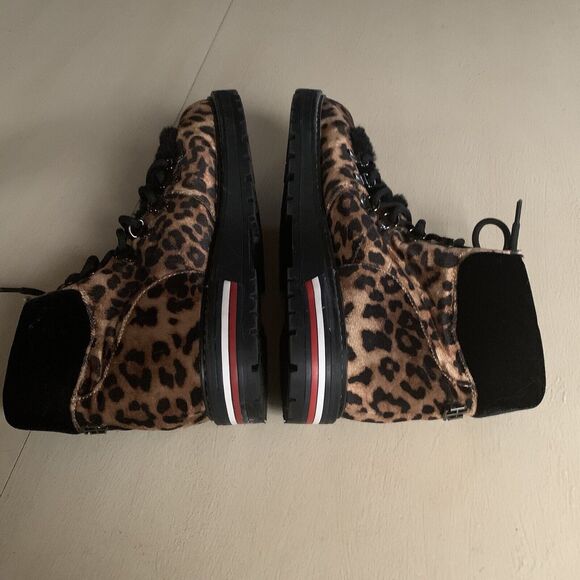Tommy Hilfiger Icee 3 Leopard Cheetah Faux Fur Boots Hiking Ankle 10 Worn Once - Picture 7 of 11